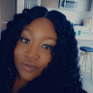 Meet your Posher, Ycarla